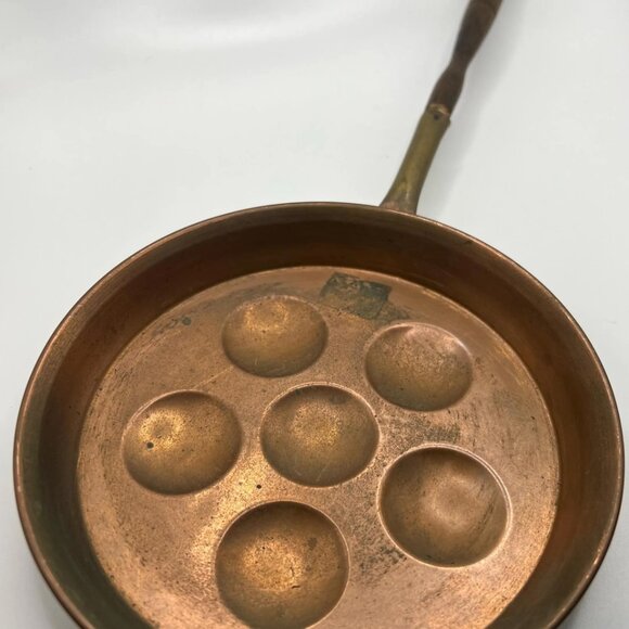 Vintage copper with brass egg pan 6” - Picture 8 of 8